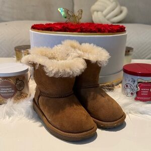 UGG Kids Boots in Brown and Cream